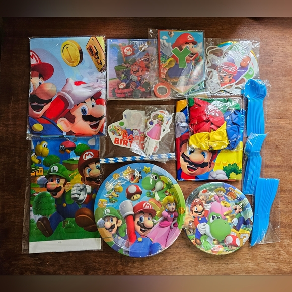 Source Unknown Other - New in the bag Big Mario Birthday decorating kit.